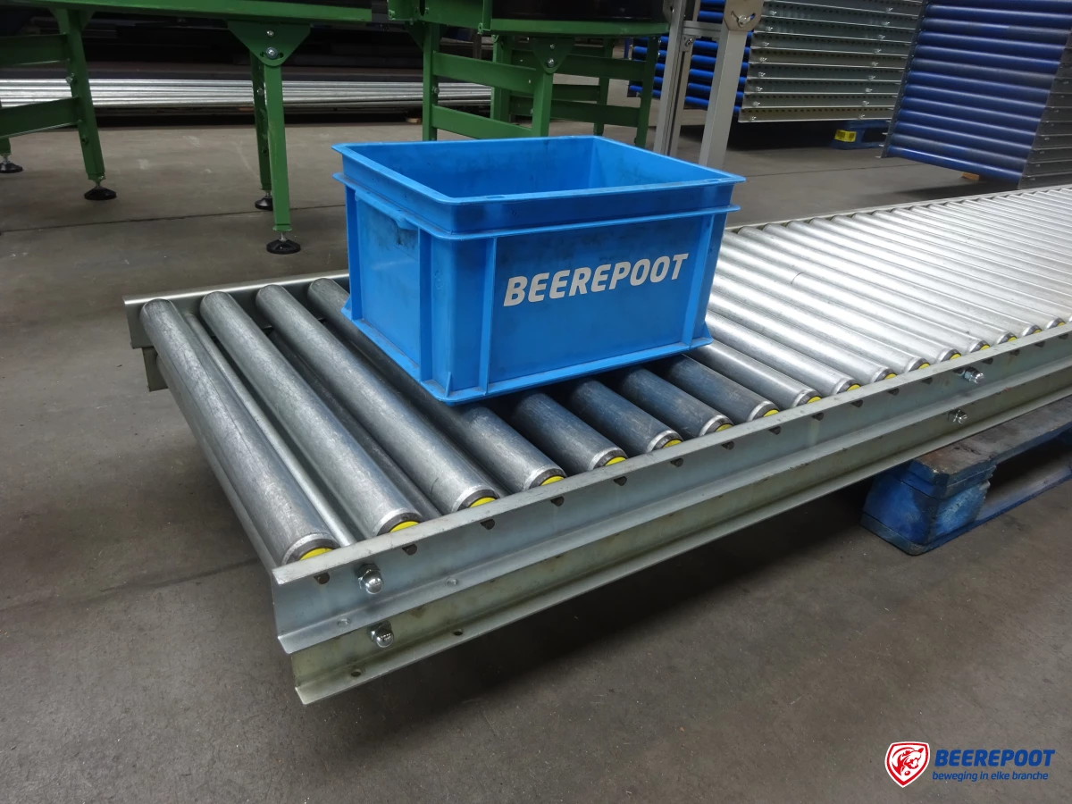 2x segment rollenbaan, stalen rollen,p/m